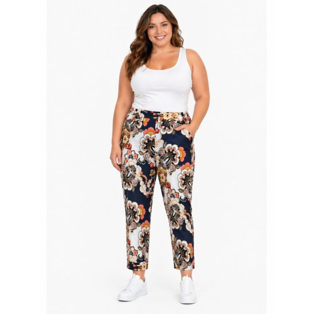 Chico's Brigitte Stretch Slim Leg Crop Pants Leg Size 3